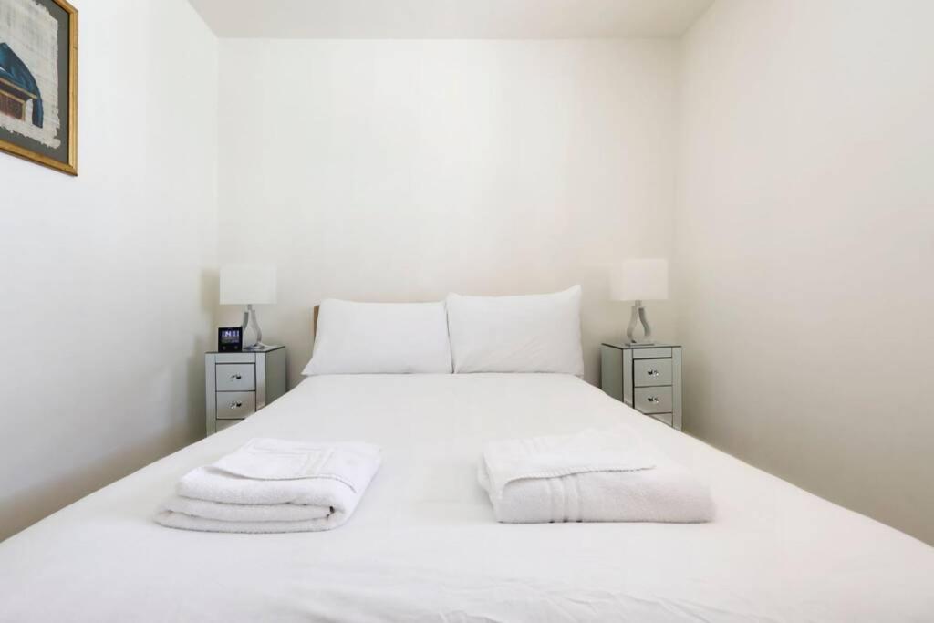 Beautiful 2 Bedroom Mews House With Parking By The Beach Μπράιτον Εξωτερικό φωτογραφία